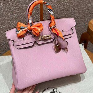 Classic Hermes Bag: A Stylish and Versatile Choice for Elegance